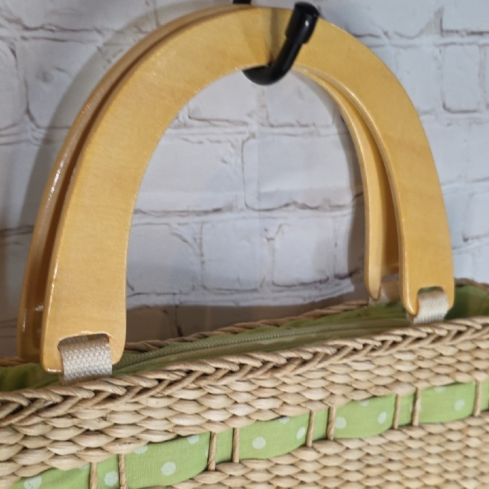 Vintage Woven Straw Tote Bag | Wood Handles | Lime Green Bow Coastal Grandma - Picture 6 of 11